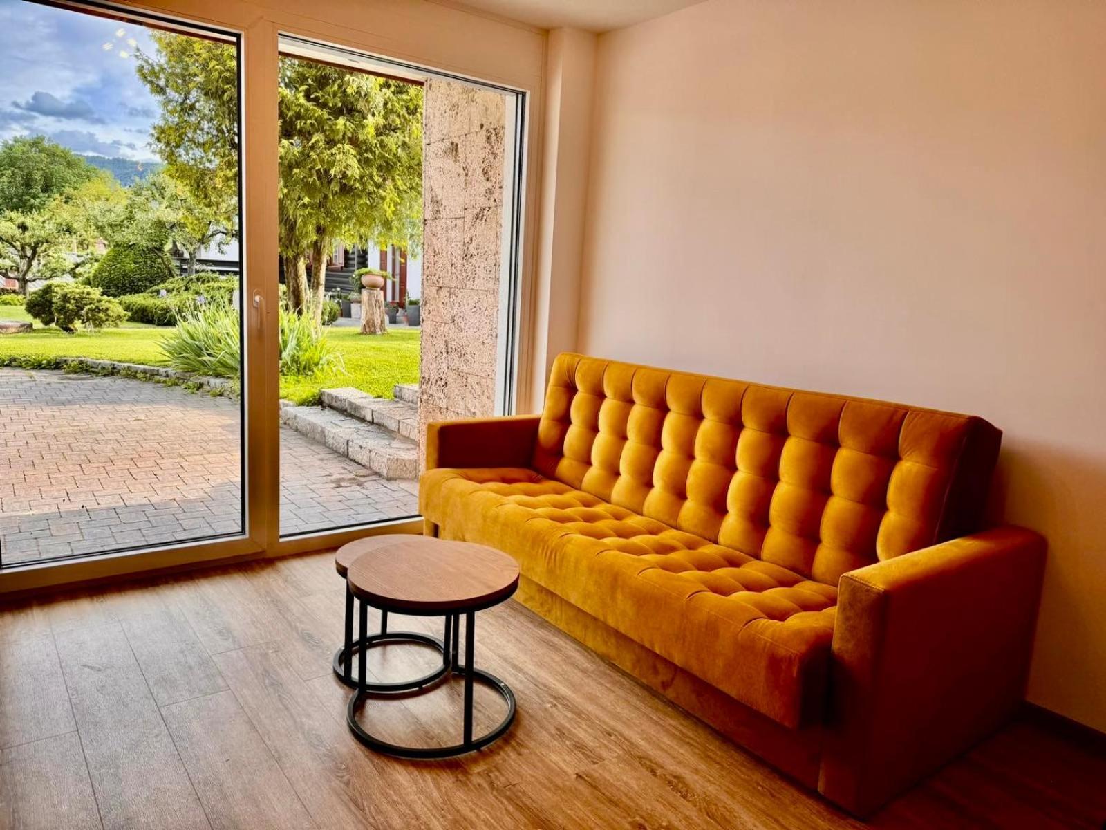Nur Apartment *